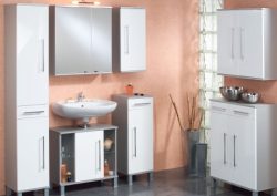 Ein Hängeschrank fürs Badezimmer