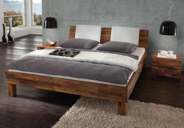 Massivholzbetten